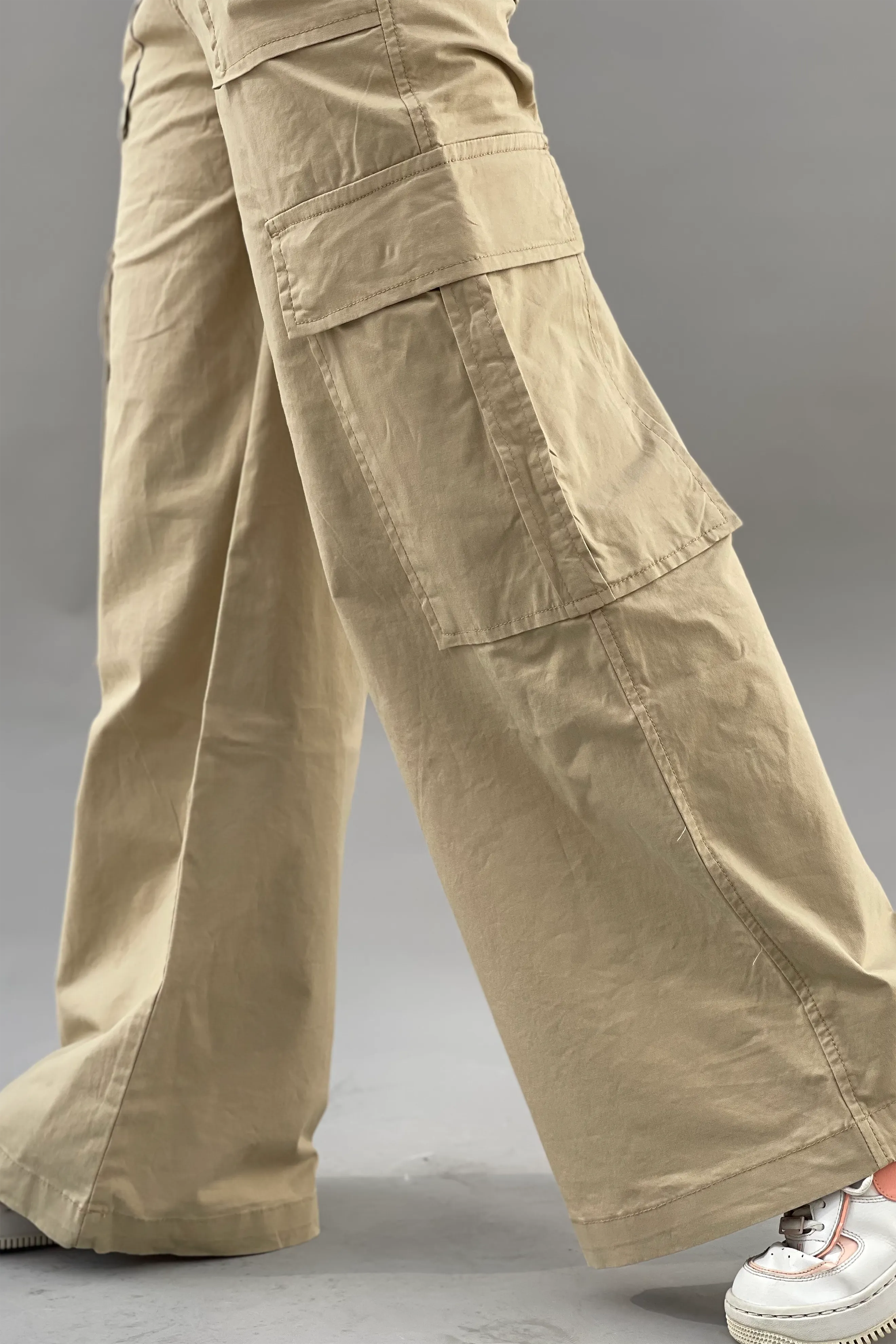 Cargo Super Wide Leg Beige