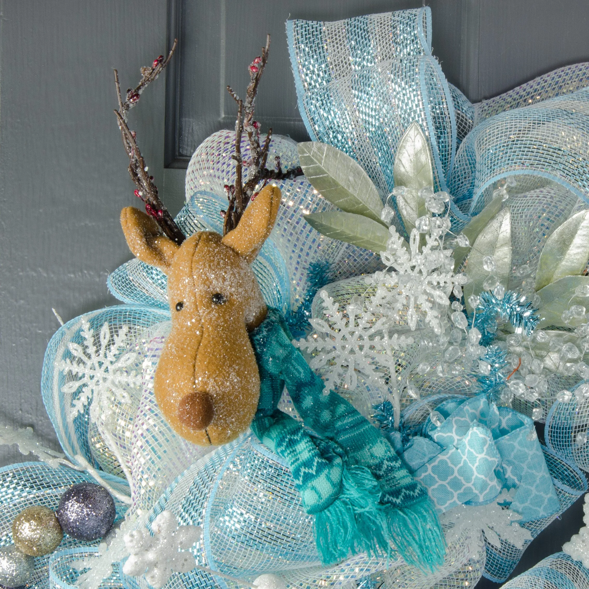 Plush Reindeer Head Pick: Blue