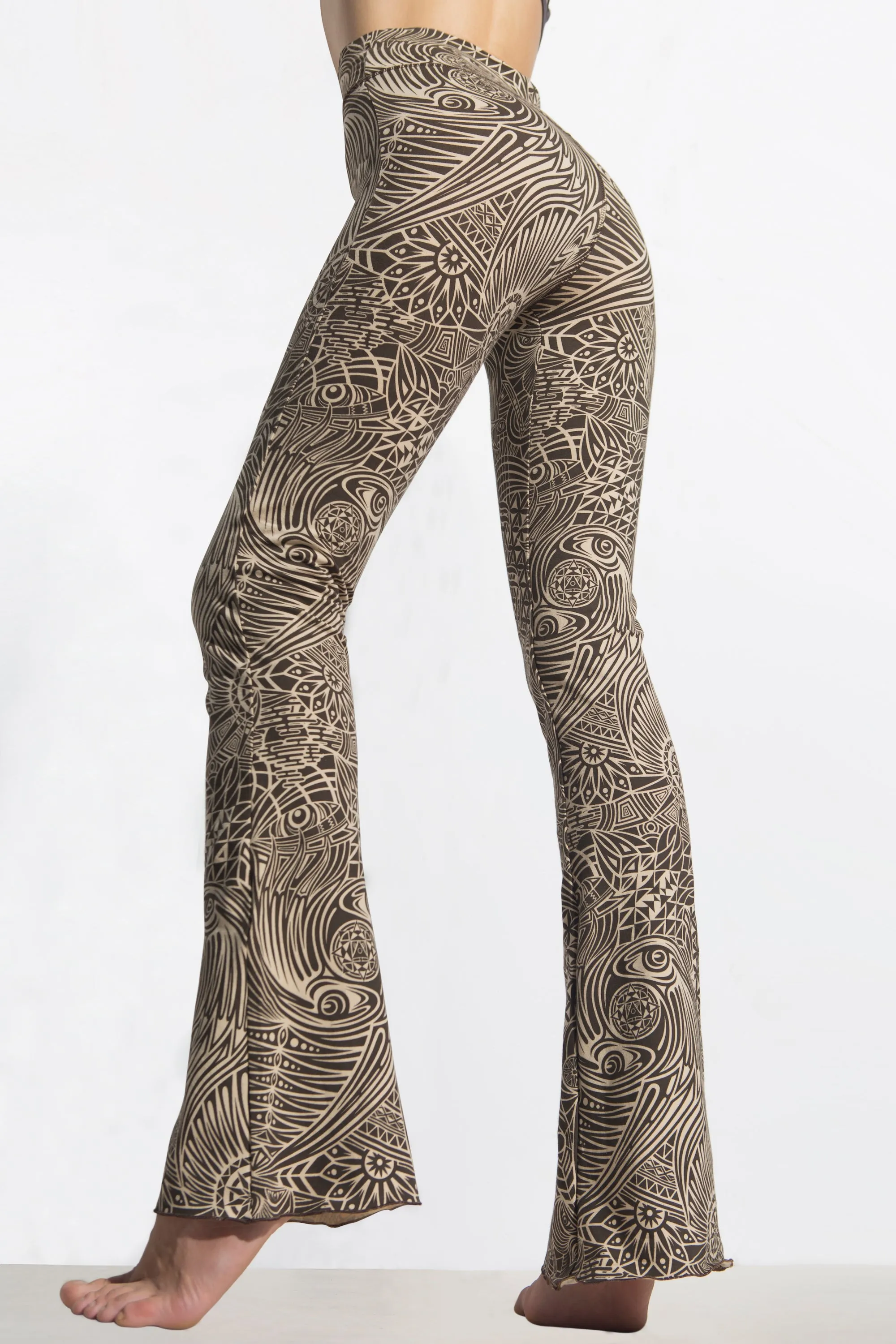 Tribal Flares - Cream Brown