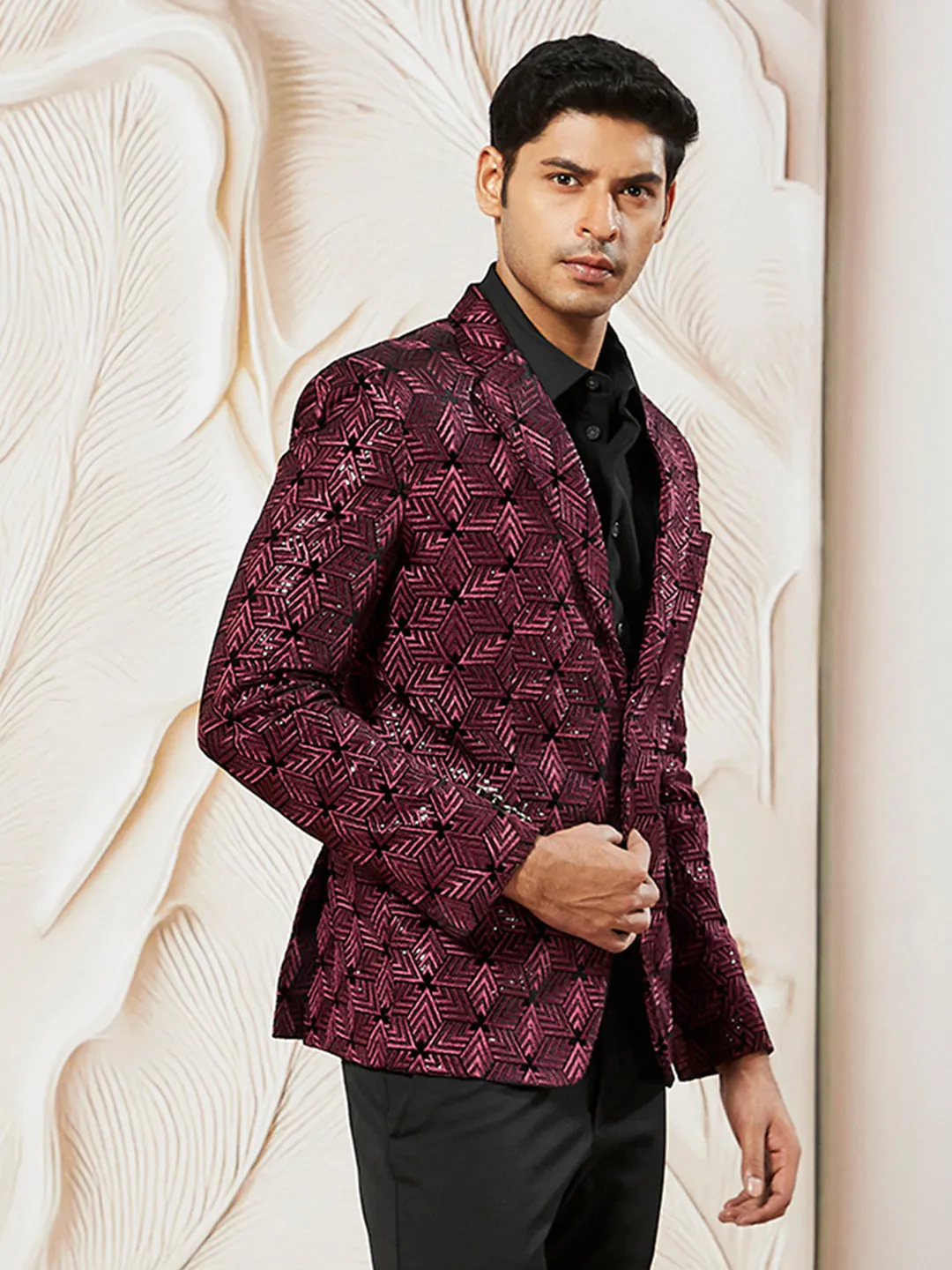 VASTRAMAY Men's Wine Velvet Blazer