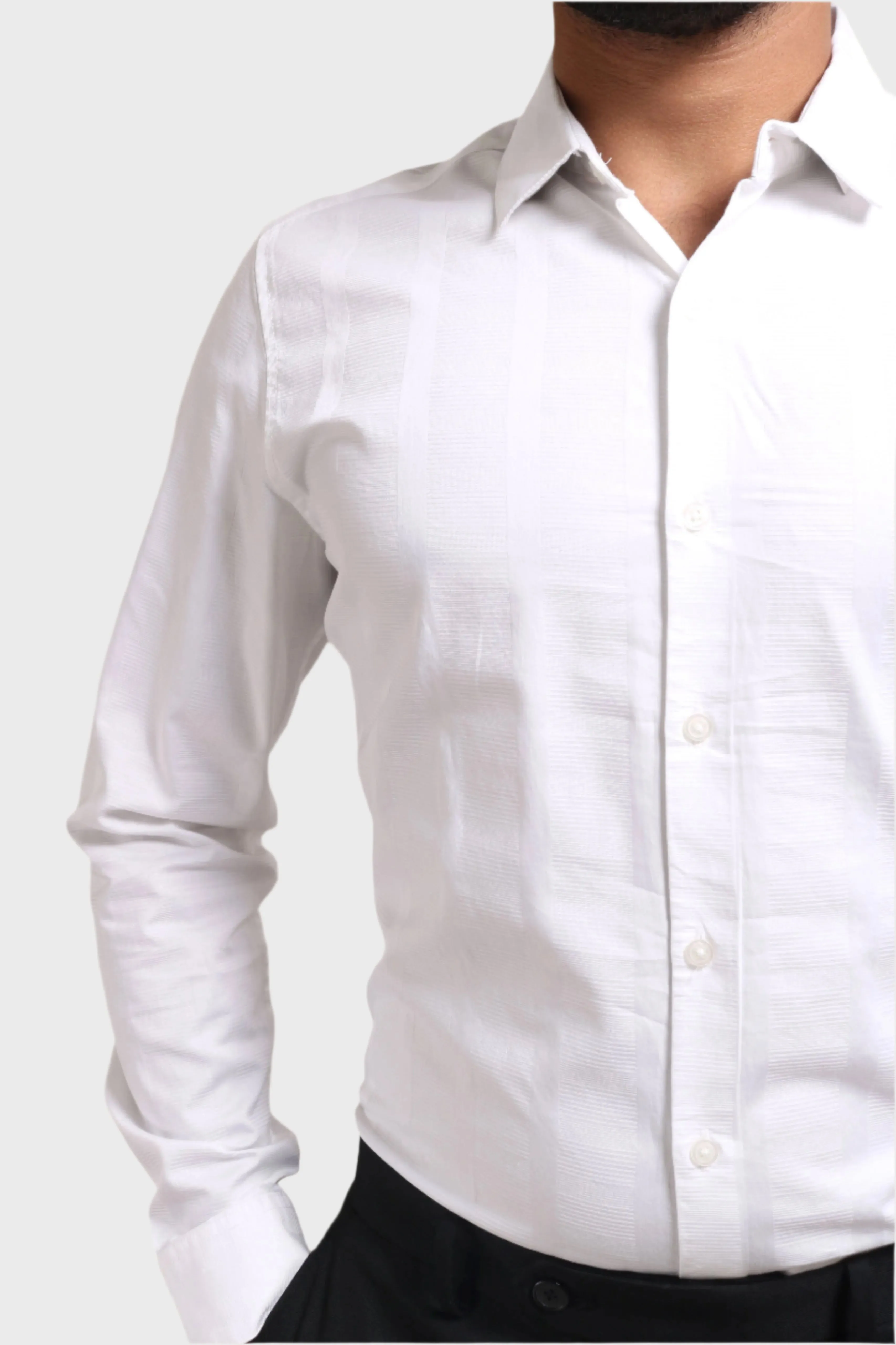 XKIND MEN'S WHITE DOBBY SELF SRTIPE SLIM FIT SHIRT